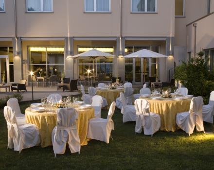 Would you like a hotel in Cornaredo with a restaurant? Choose the Best Western Hotel Le Favaglie